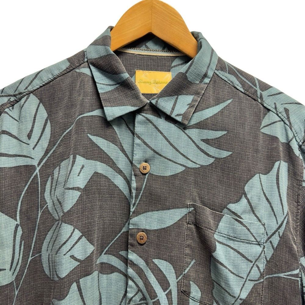 Tommy Bahama Men's S Button Front Hawaiian S/S Shirt Gray/Green Palm Leaves Silk